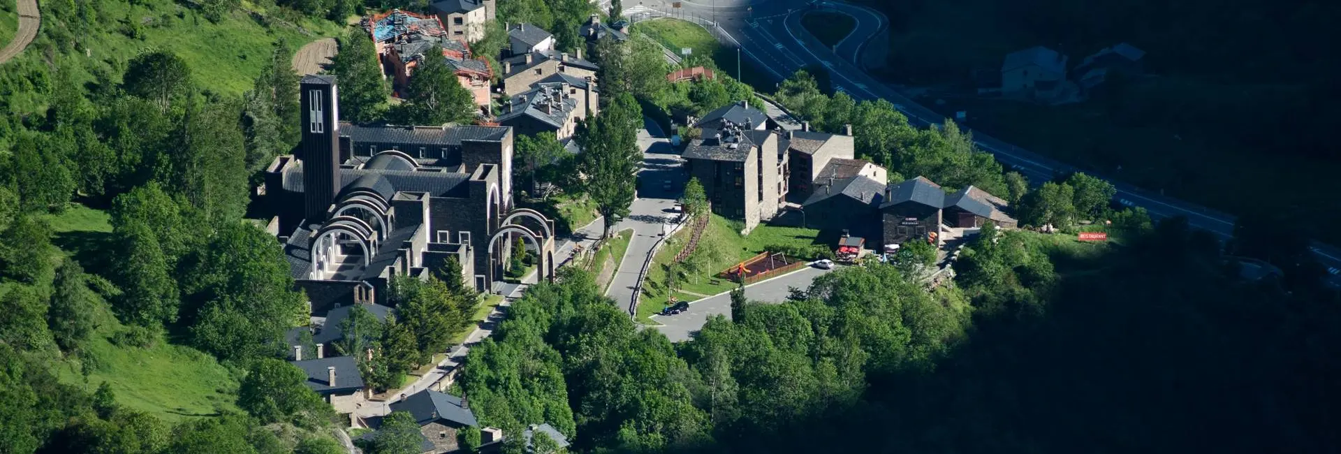 Vista panorámica del Santuario de Meritxell