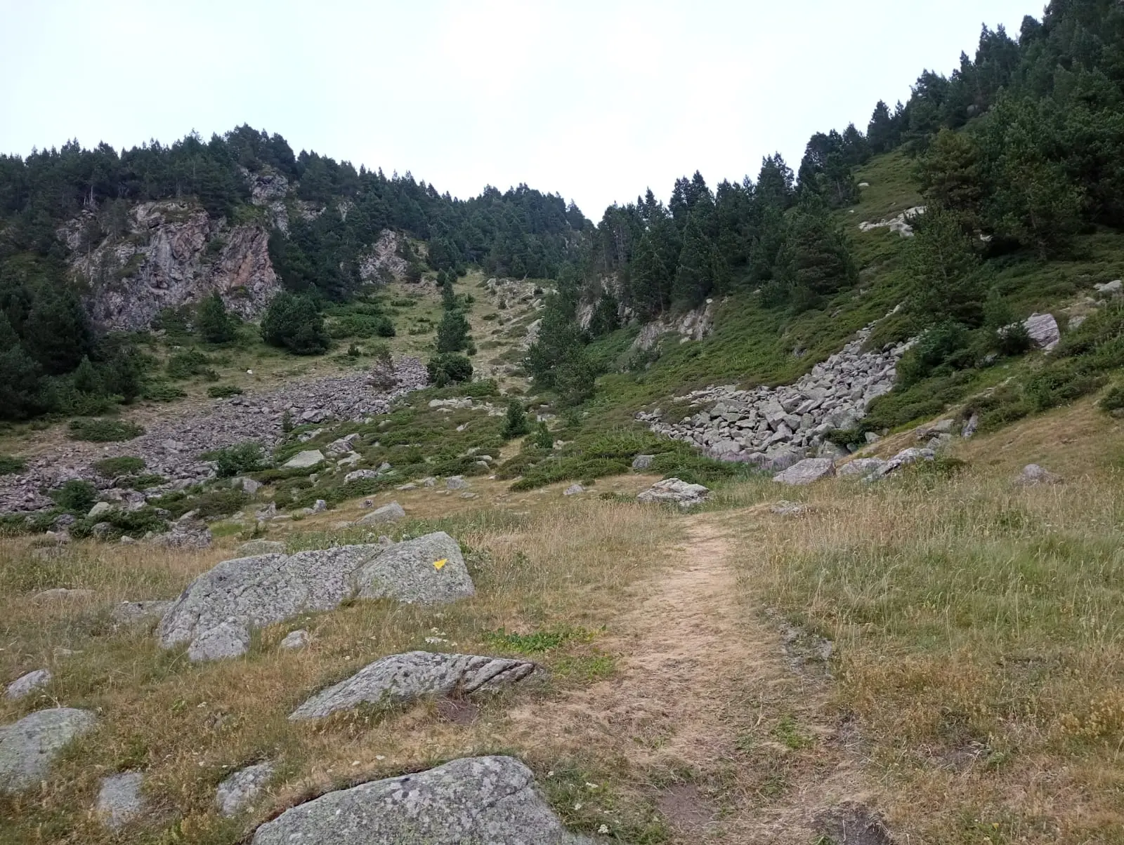 Continuando el camino hacia la vía ferrata