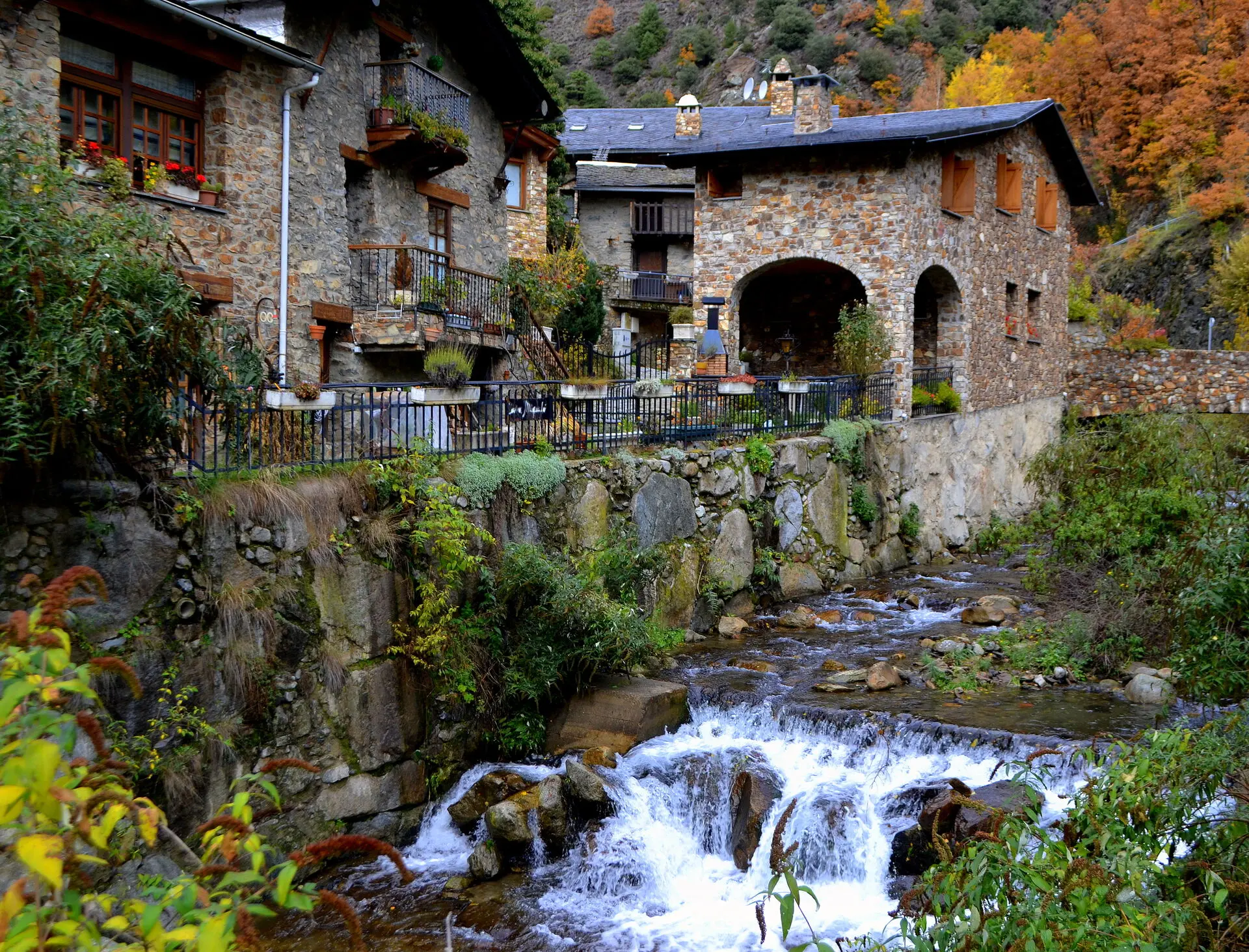 Bixessarri and the riu d'Os