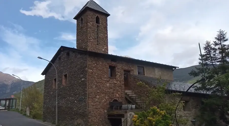 Building of the old Borda Jovell hostel in Sispony