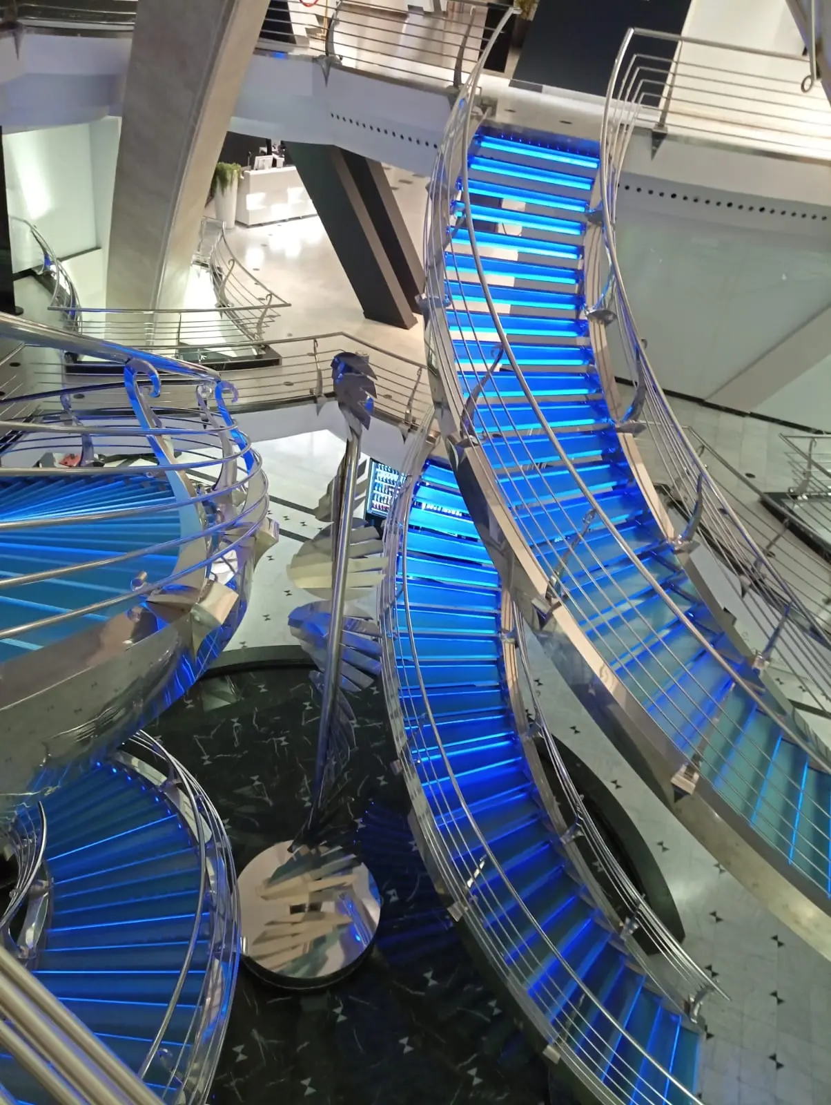 Escaleras interiores de Caldea