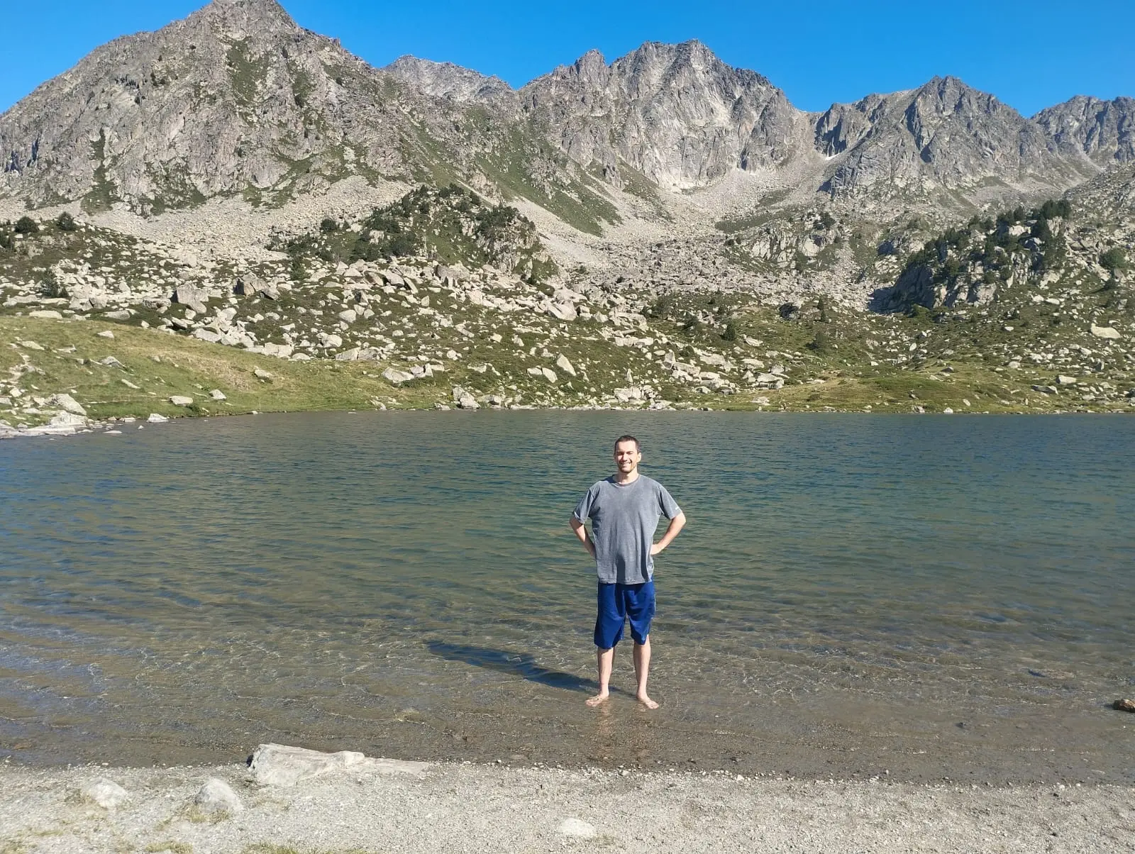 Manuel después de bañarse en el Estany de les Abelletes, Pas de la Casa
