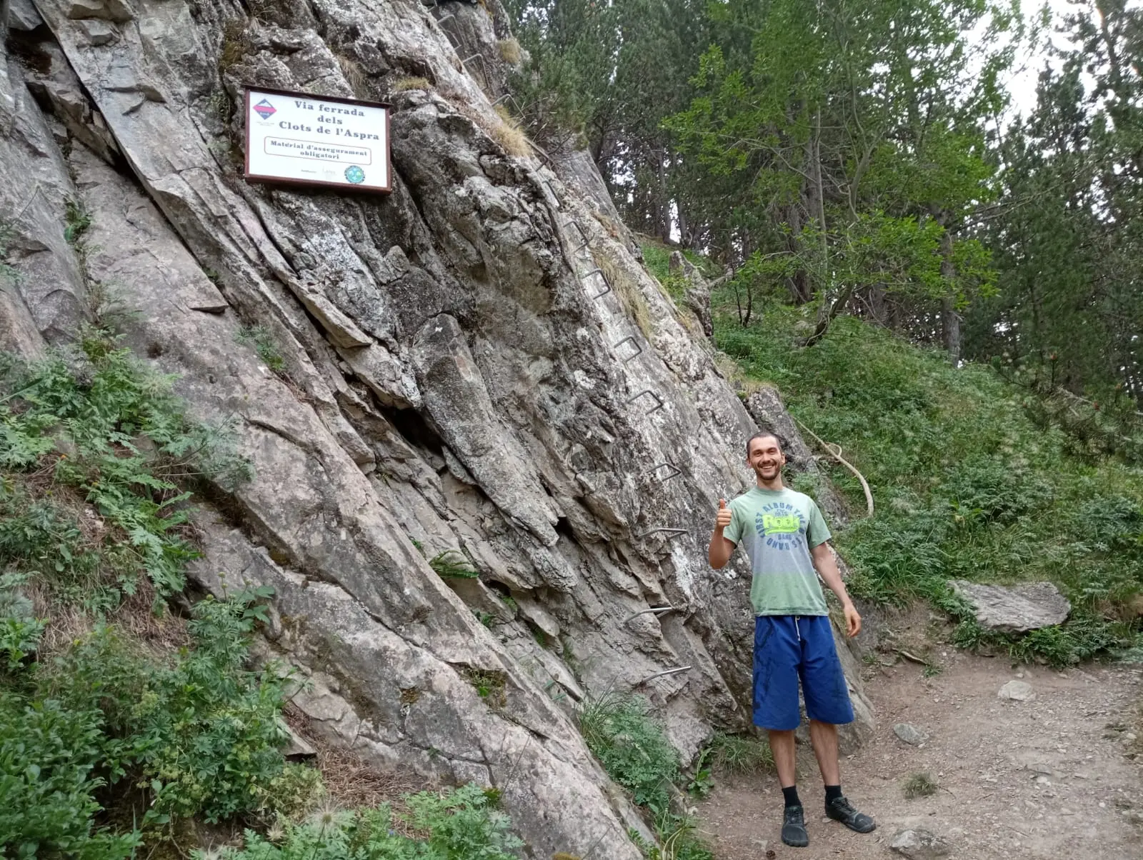 Manuel Cabarcos al lado de la vía ferrata Clots de l'Aspra en Cortals d'Encamp