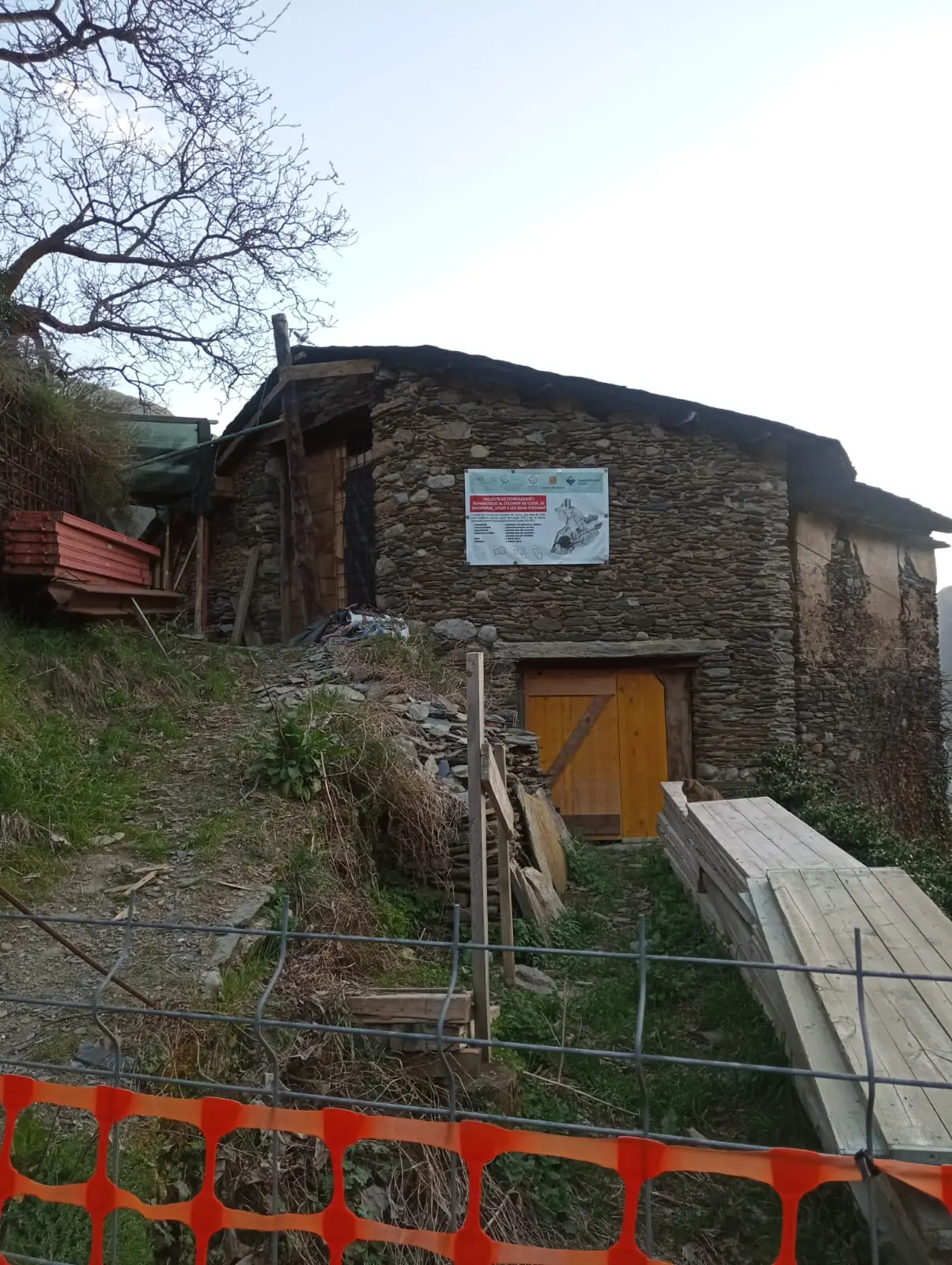 Colombier de Cotxa actuellement en rénovation