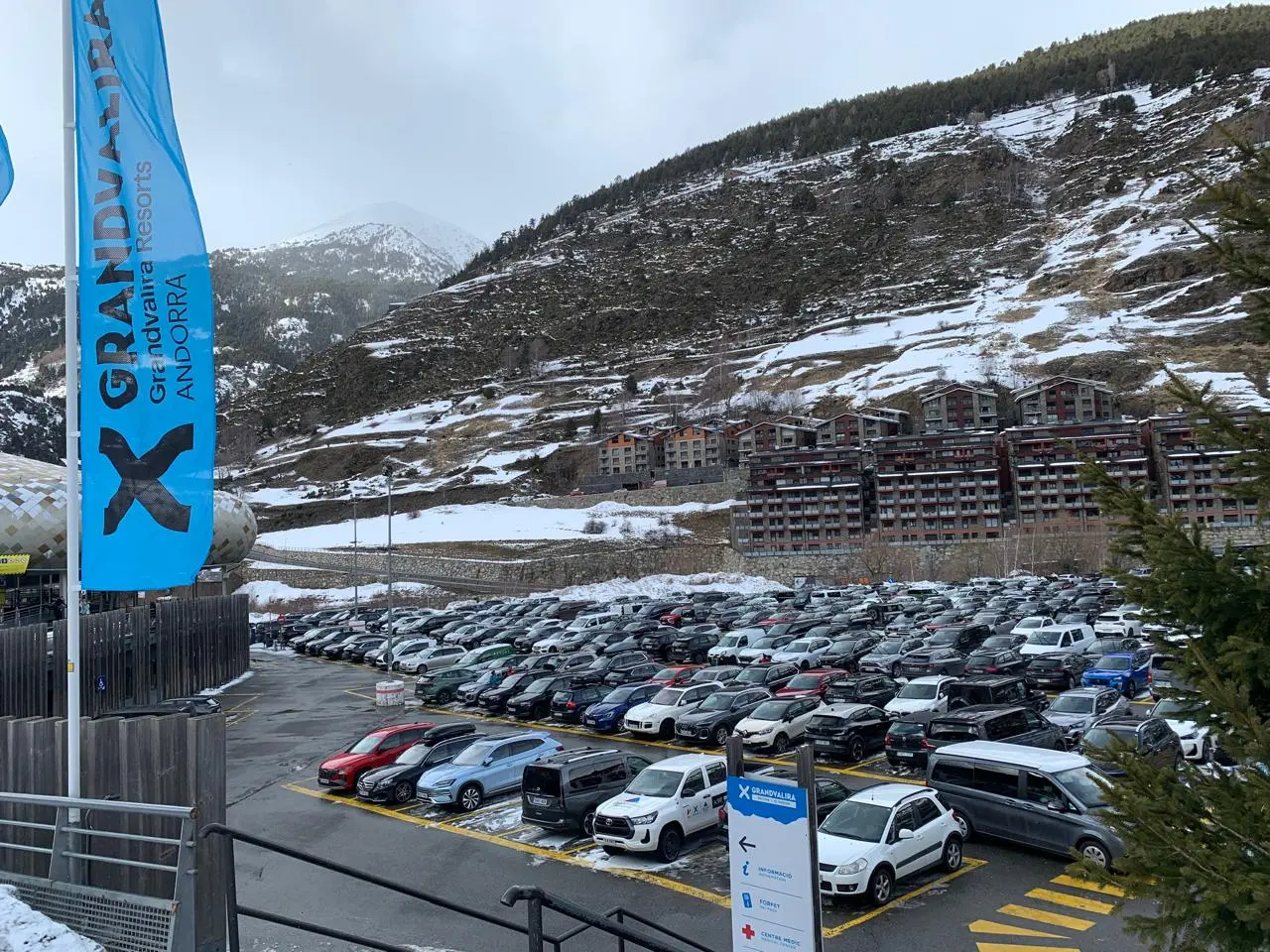 Parking del telecabina del Tarter, opción con parking gratis al lado de las pistas