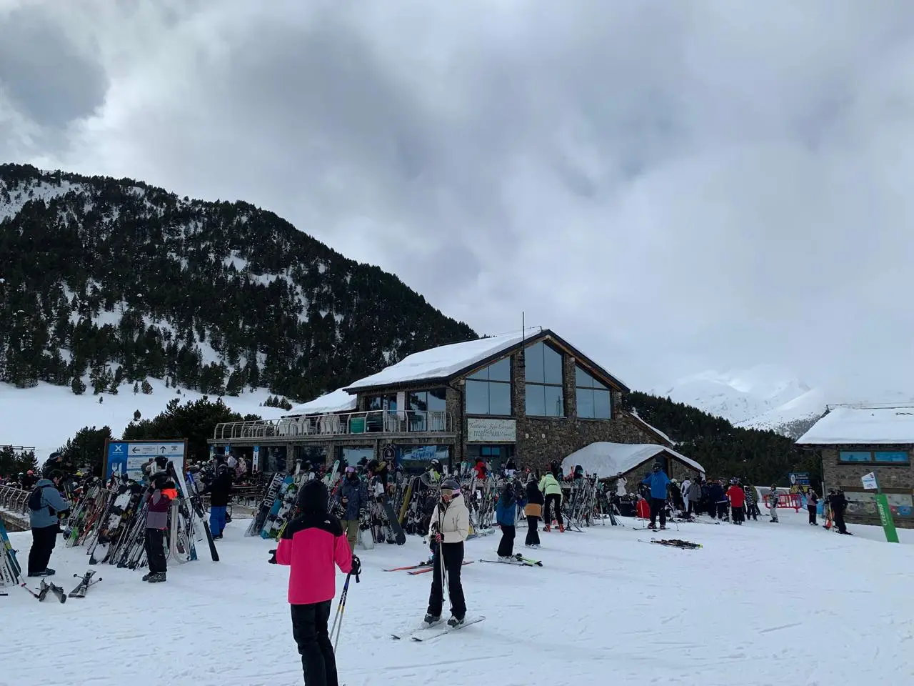 Riba Escorxada - Terrassa Snow Club en El Tarter