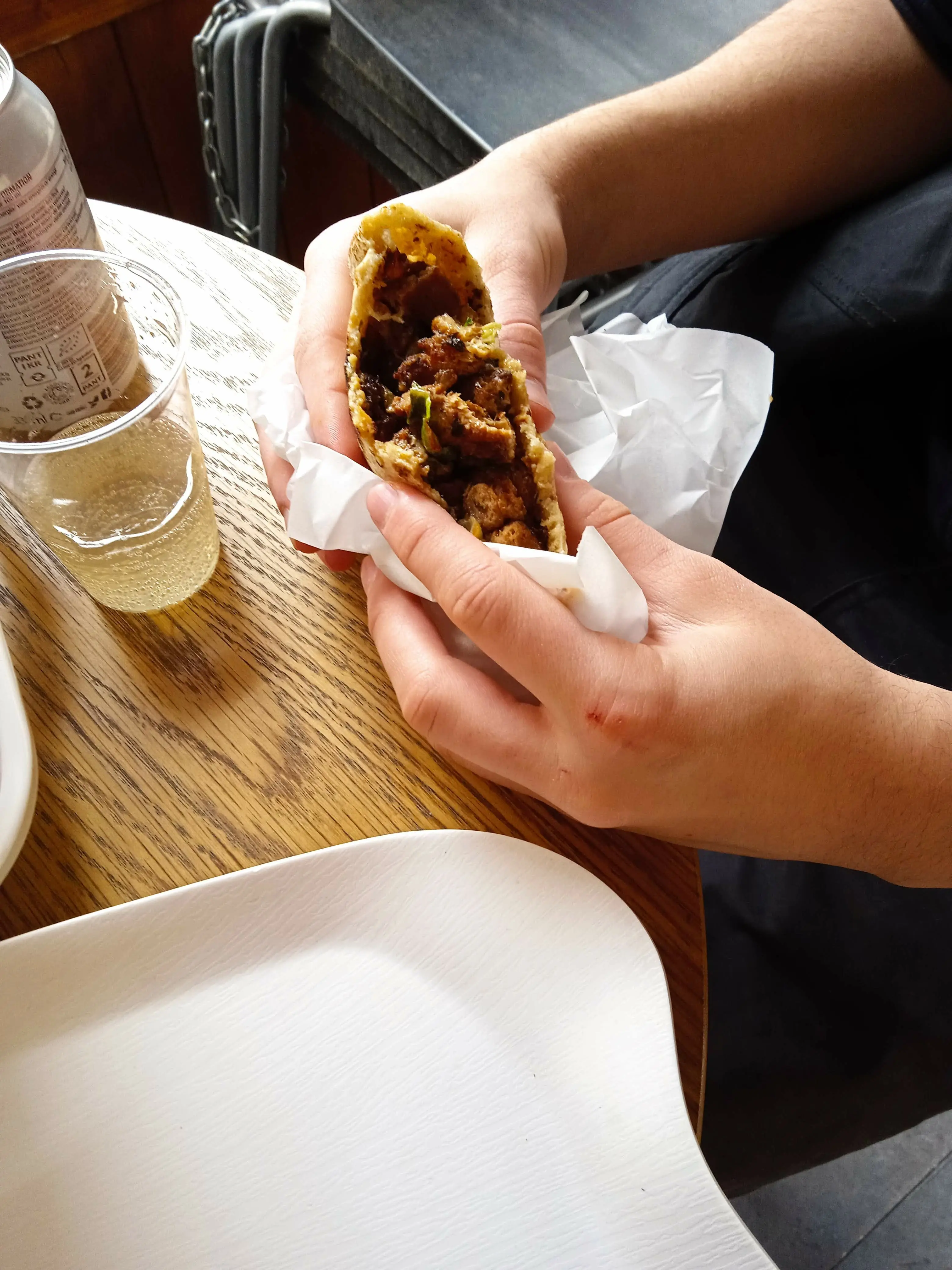 Interior del kebab vegano